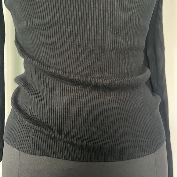 Donna Karan Boatneck Black Knit Lightweight Ribbed Sweater size M - Picture 5 of 13